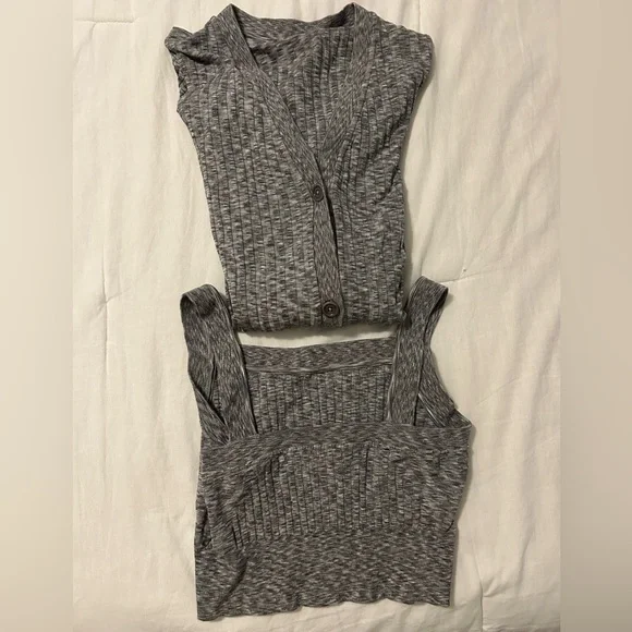 Athleta Gray Heathered Buttoned Cardigan and Ribbed Camisole Set - Picture 4 of 8